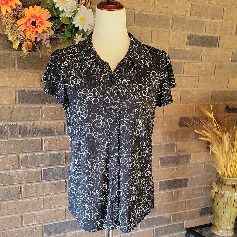 Adrianna Papell, Black and White Geometric Blouse, short sleeve, size S